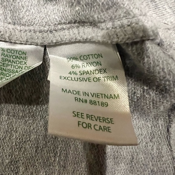 Lilly Pulitzer Gray Captain Popover with Blue Accents - Picture 3 of 6